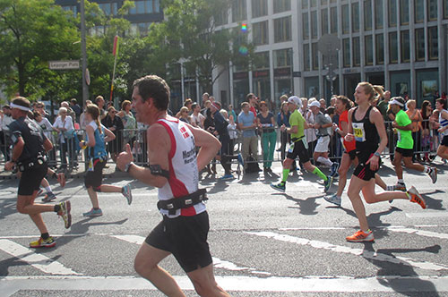 Marathon-Läufer am Leipziger Platz